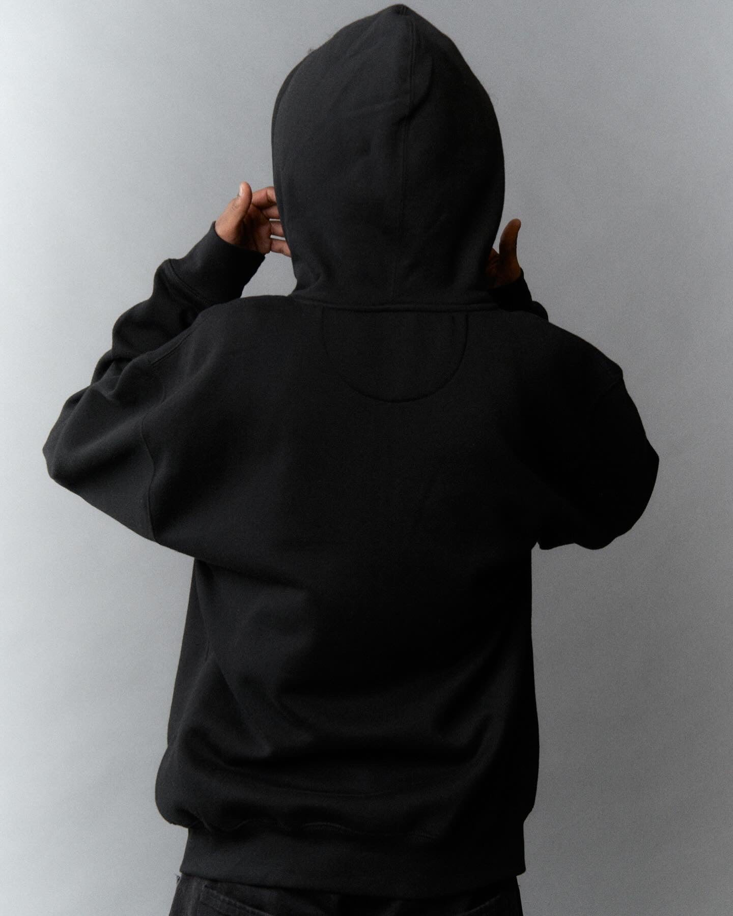 NOISELESS, zip-up hoodie