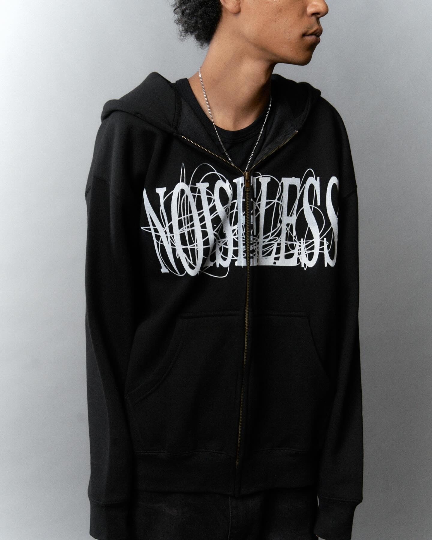 NOISELESS, zip-up hoodie